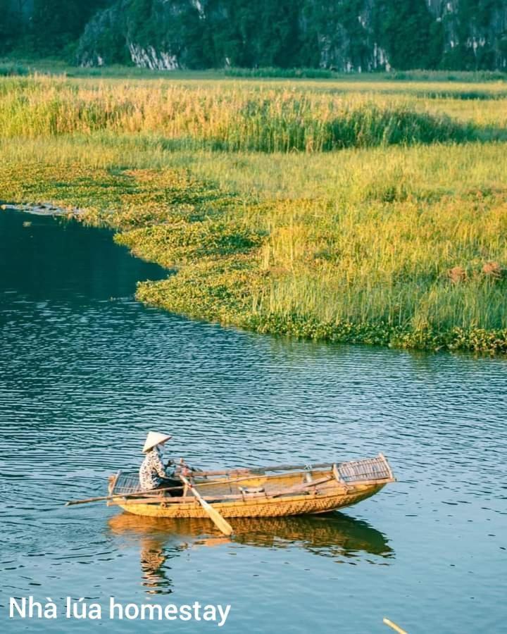 Nha Lua Homestay 宁平 外观 照片