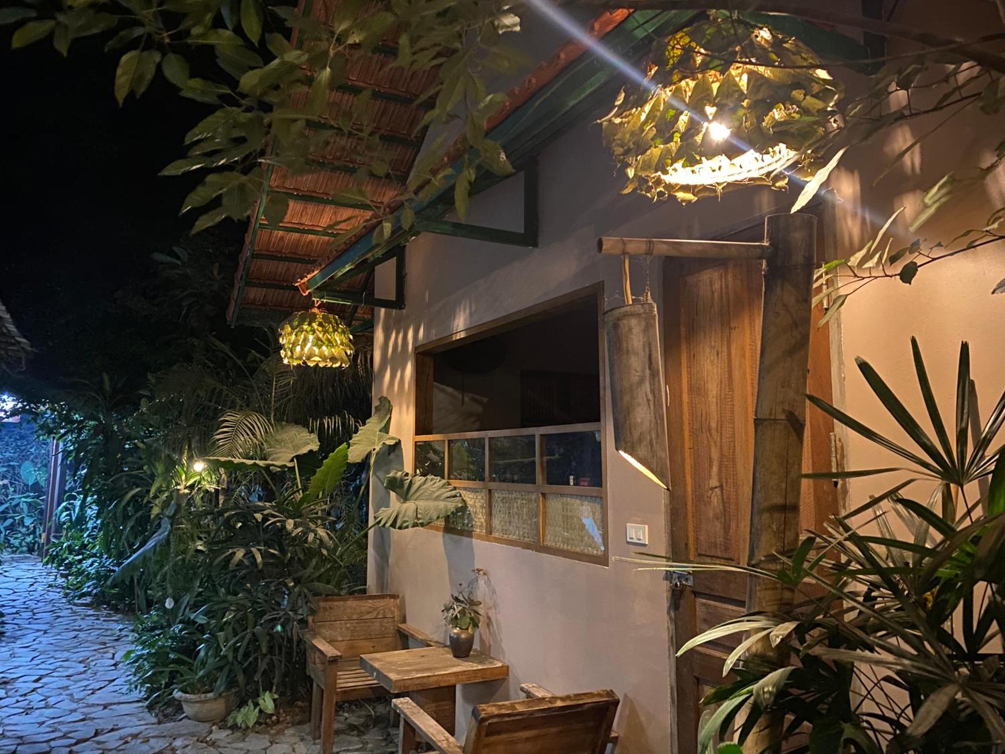 Nha Lua Homestay 宁平 外观 照片